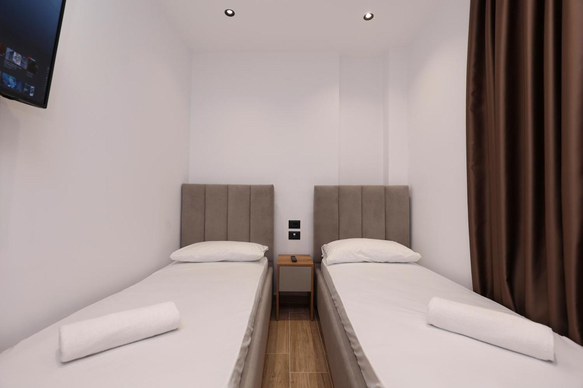 Hotel Emar 3*