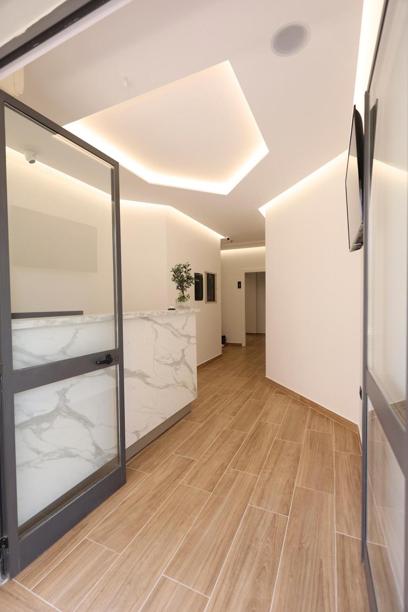 Emar Hotel