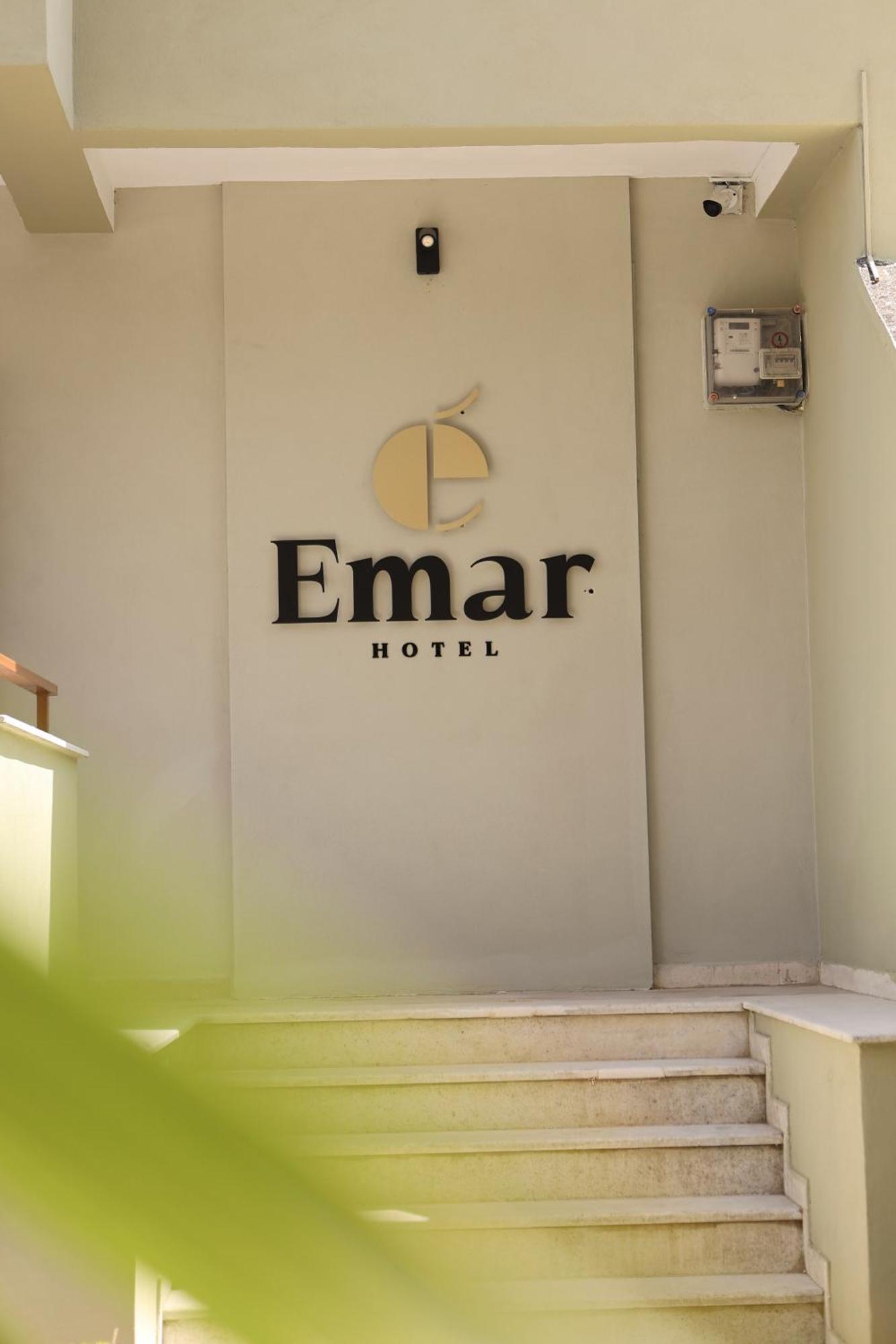 Emar Hotel